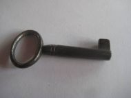 Gammel nøkkel, ca  3.8 cm lang, noe for din samling? Detter nøkkel nr 5