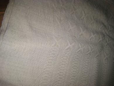 Pen duk til salongbordet ca 190*112 cm stor 60-70 tallet