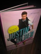 BORGAN: JUSTIN BIEBER. 2012.