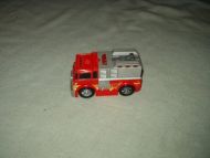 Mekanisk brannbil virker med lyd og lys