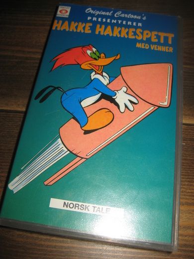 HAKKE HAKKESPETT MED VENNER. 1956, 30 MIN.