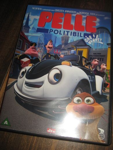 PELLE POLITIBIL. 2010, 72 MIN, 