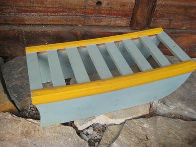 Eldre trekjelke ca 35*75 cm stor kjekk til så mangt