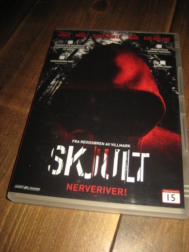 SKJULT 2009 15 ÅR 92 MIN