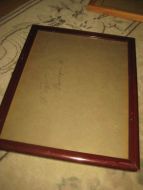 Gammel bilderamme med glass, klar til innramming. Ca. 26*33   cm stor. Dette er ramme nr 32