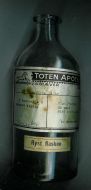 Flaske fra Toten Apotek 300 ml 1947