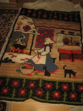 Pent veggteppe klar for montering ca 64*45 cm stort 60 tallet