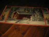 Pyntebrikke i papir brukt på julebordet i gamle dager ca 70*34 cm stor 20-30 tallet Dette er nr 1
