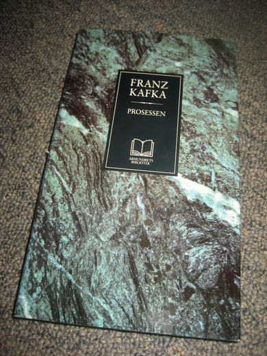 ÅRHUNDREDES BIBLIOTEK: KAFKA FRANZ: PROSESSEN 1992