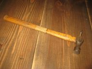 Gammel hammer fra skomakeri på 50 tallet
