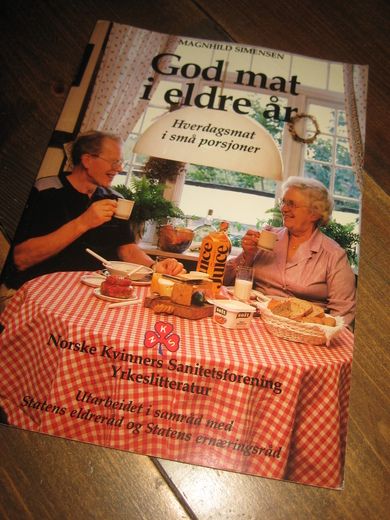 SIMENSEN: God mat i eldre år. 1989.