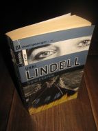 LINDELL UNNI: SØRGEKÅPEN 2001