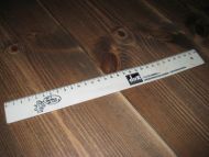 Linjal i plast 70 tallet fra Sparebanken Møre Ungdomsavdelingen