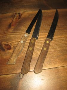 Lot eldre kjøkkenkniver med trehandtak, 3 stk. 50-60 tallet. 