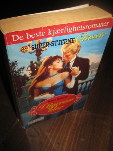 Robards: I tigerens klør 2003
