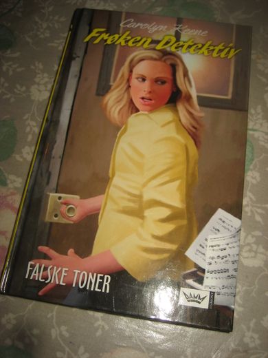 Keene: Frøken Detektiv FALSKE TONER Bok nr 3 2007