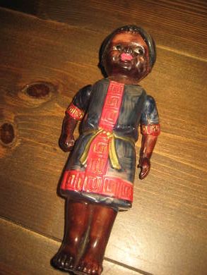 Gammle japansk mørkhuda dokke JONE ca 18 cm høg En sjelden dokke for den rette samler 50 tallet