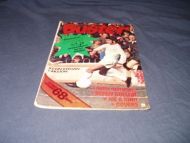 1976,nr 015, Buster