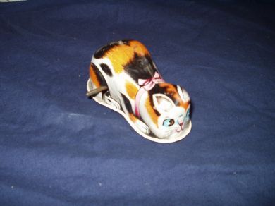 Mekanisk opptrekkbar katt