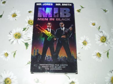 Tommy Jones / Will Smith: Men in black
